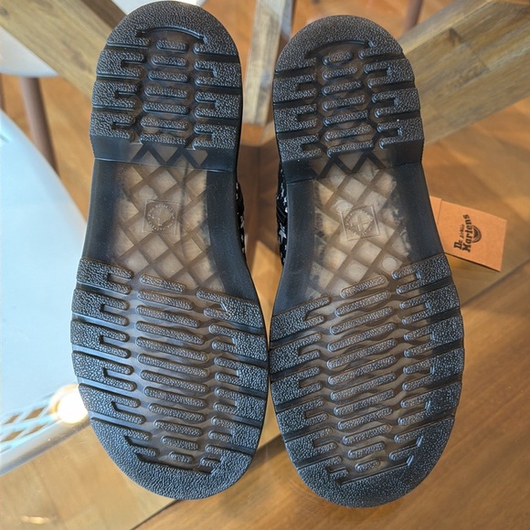 Dr Martens 1460 Pascal Star Air Wair boots. Fun star design! - Picture 3 of 5